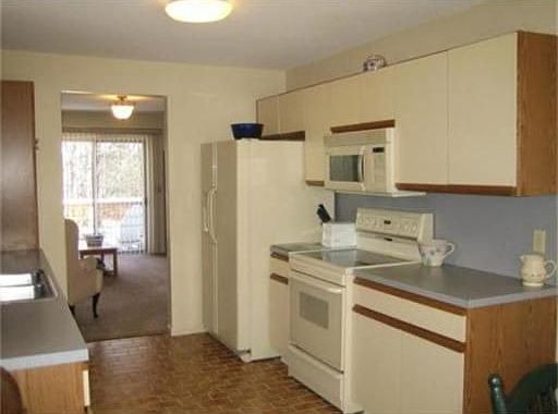 5th image of 30 Bentwood Dr
