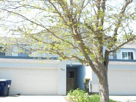 1st image of 493 Winchester Dr