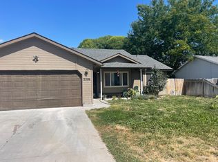 2208 Stewart Ave, Nampa, ID 83686