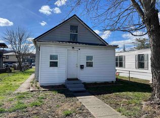 1918 Walnut St, Kenova, WV 25530