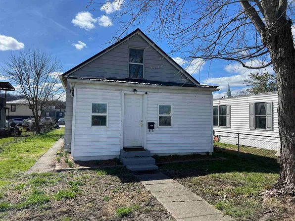 1918 Walnut St, Kenova, WV 25530