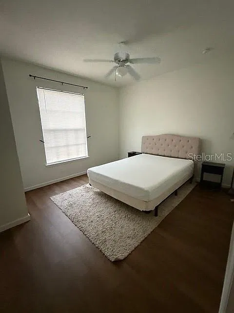 3 bed, 2.0 bath, 1269 sqft, $1,900 — Photo 4