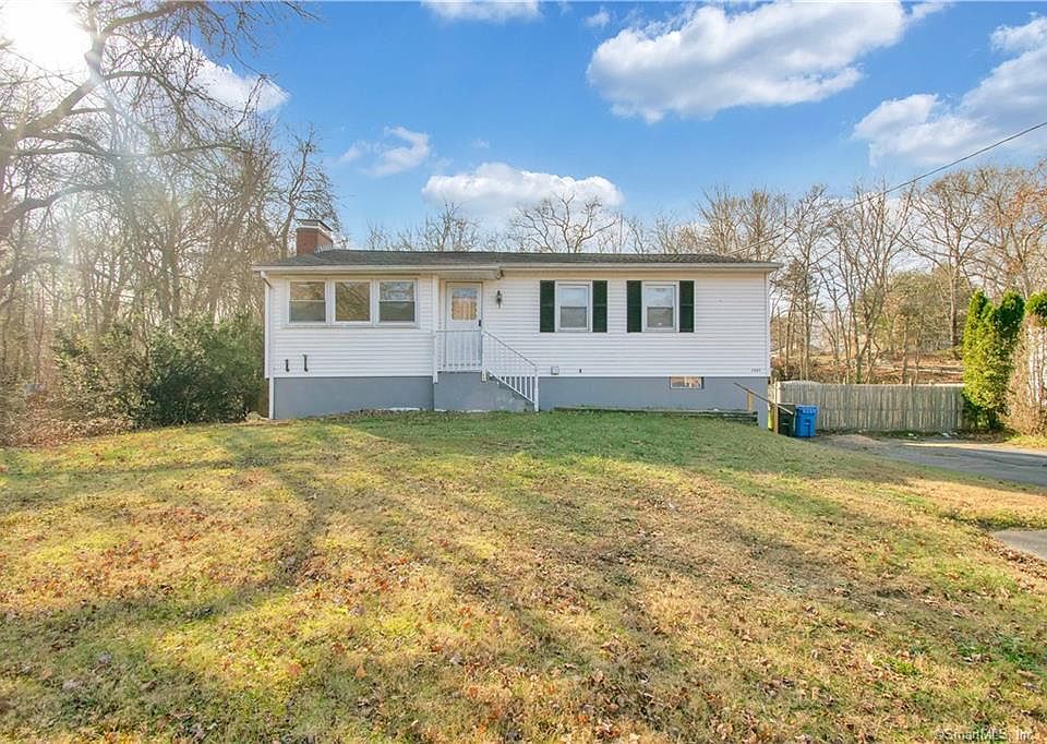 1597 Route 12, Gales Ferry, CT 06335 Zillow
