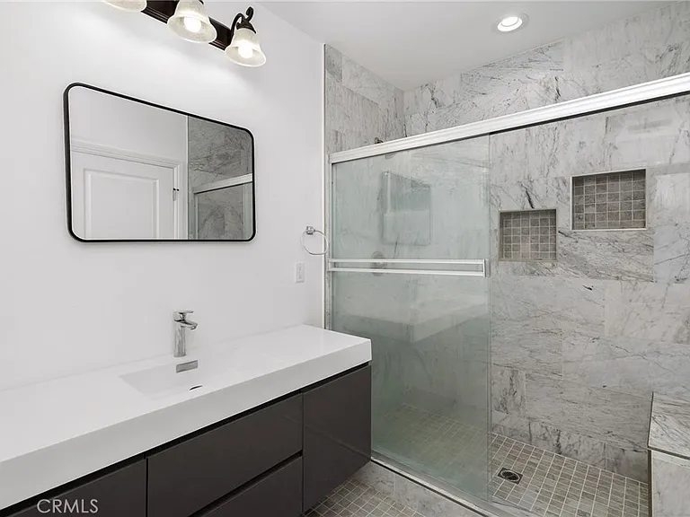 8341 Delco Ave — Photo 18