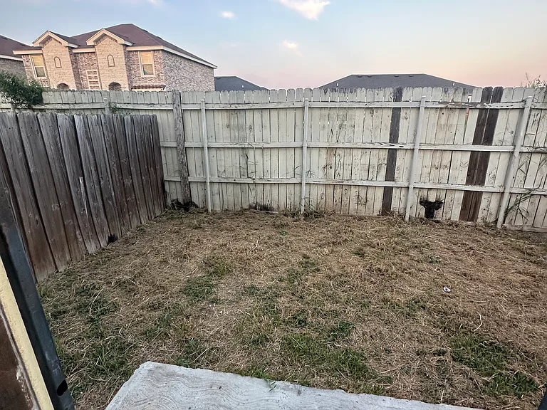 1020 Jesse St — Photo 17