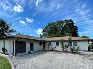 6754 Candlewood Dr, Fort Myers, FL 33919