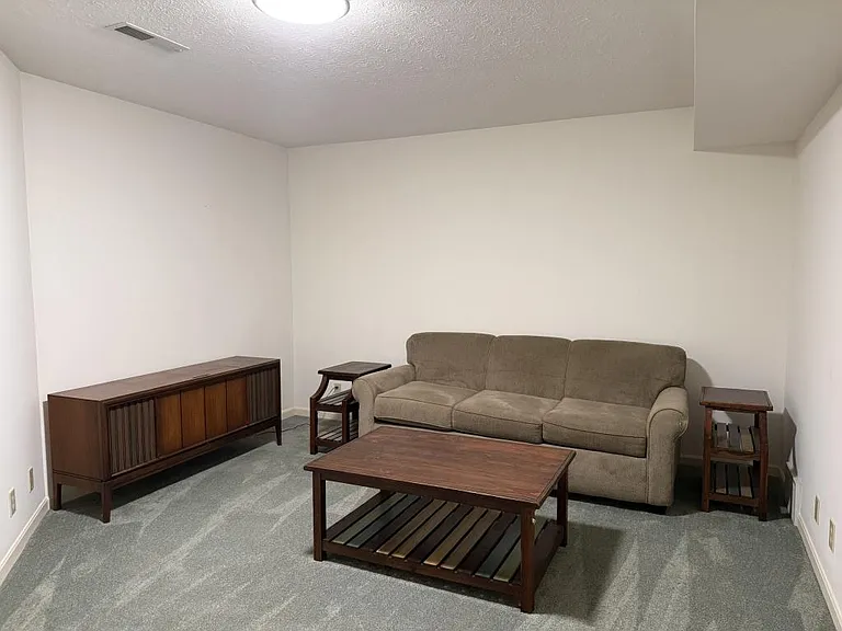596 Forest Creek Dr — Photo 31