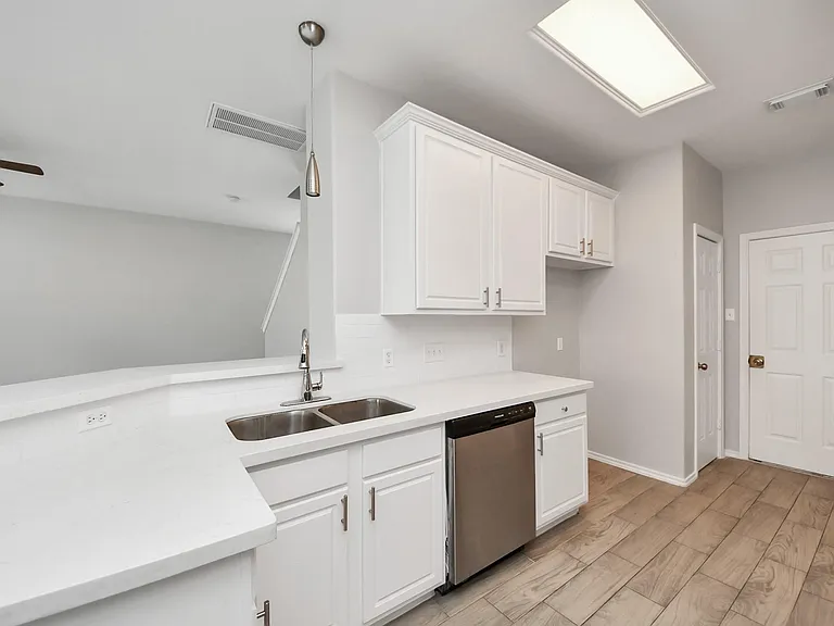 16850 Brooktondale Ct — Photo 8