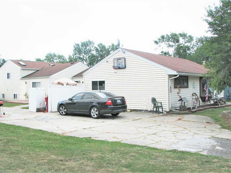 1st image of 29430 McDonald St