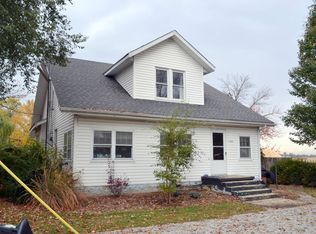 111 E Depot St, Chesterfield, IL 62630