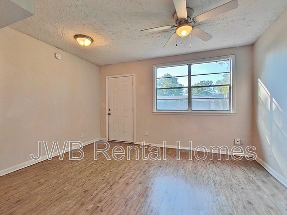 4th image of 8925 Livingston Ave