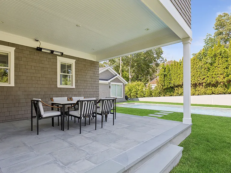 44 Lake Dr — Photo 13