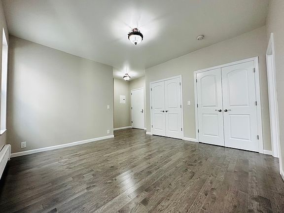 5th image of 3247 44th St APT 1F