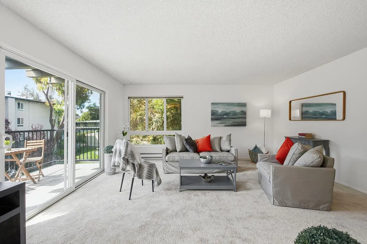 1 bed, 758 sqft, $3,100 — Photo 2