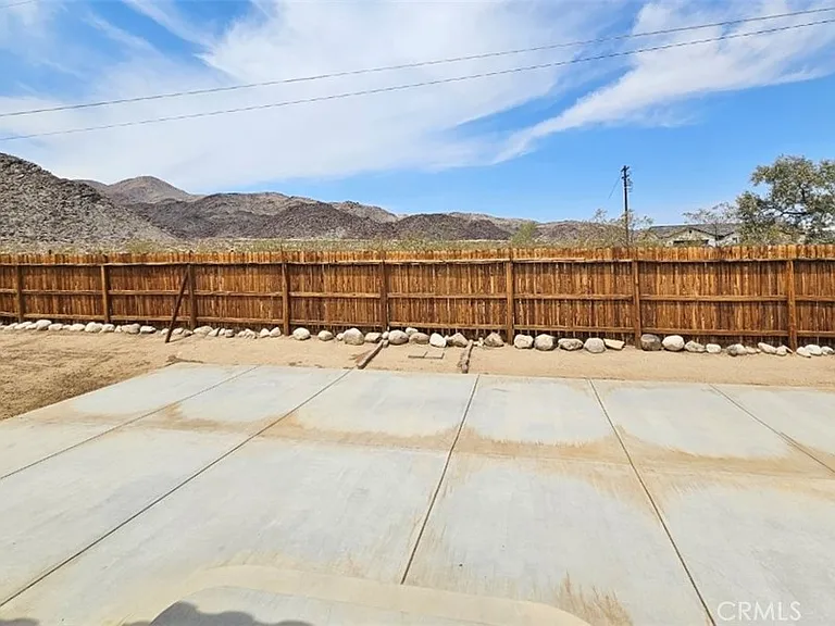 7064 Eucalyptus Ave — Photo 38