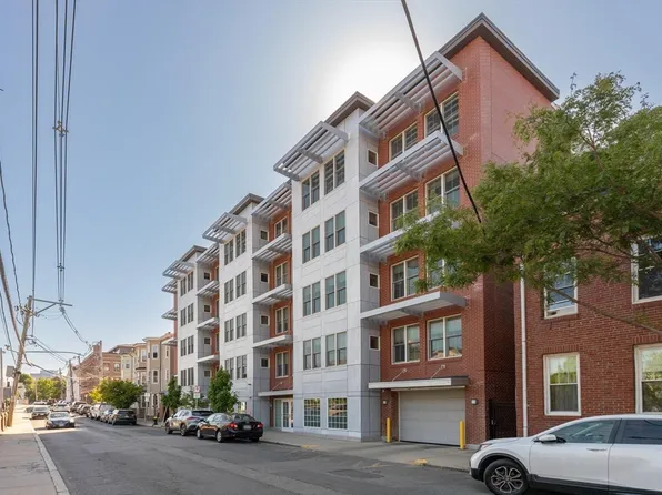 70 Bremen St APT 301, East Boston, MA 02128