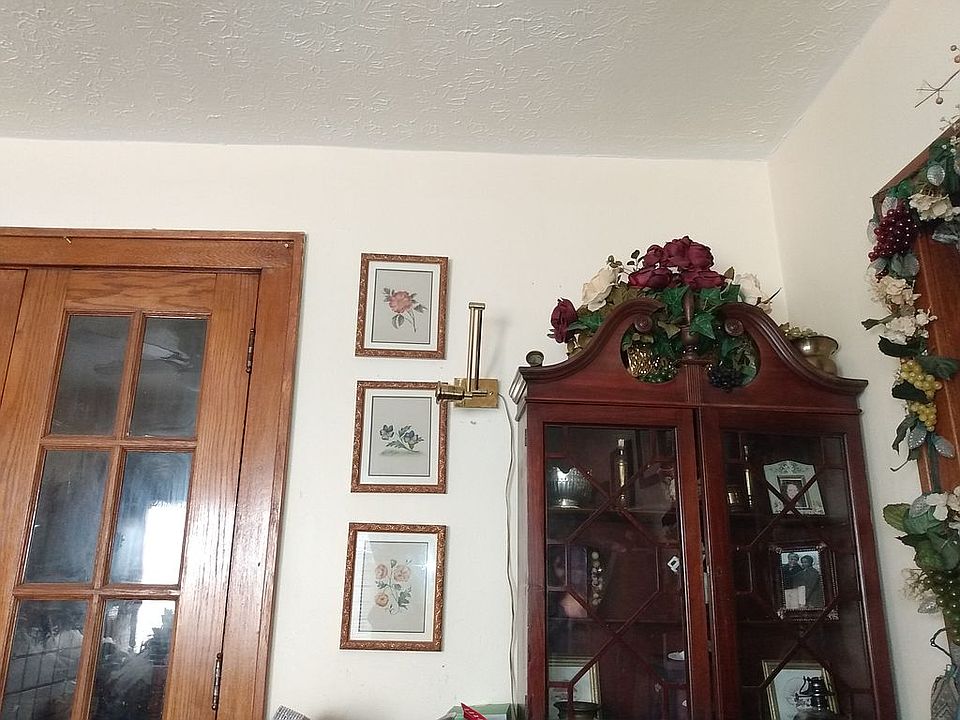 1st image of 1465 Hildreth Ave