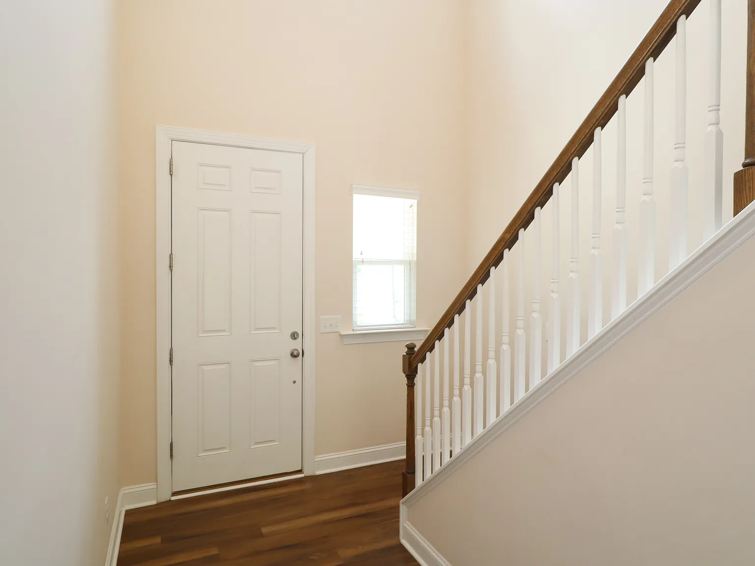 West Cary Home Available Immediately — Photo 2