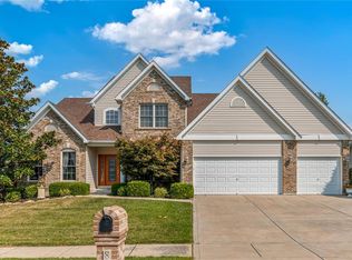 855 Brockwell Dr, Dardenne Prairie, MO 63368