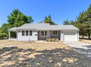 14 Old Meeting House Rd, East Falmouth, MA 02536