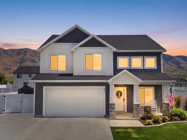 571 S 690 E, Hyrum, UT 84319