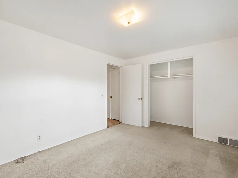 14810 Corliss Ave N — Photo 11