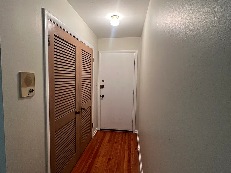 1118 Greenleaf Ave #1-B — Photo 20
