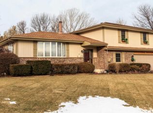 2500 Tammy Ln, Racine, WI 53402