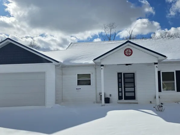 2503 Dardy Ct, Brooklyn, MI 49230