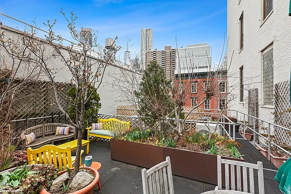 Sold by Brown Harris Stevens | media 22