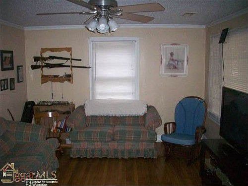 5th image of 214 Dukeland Dr