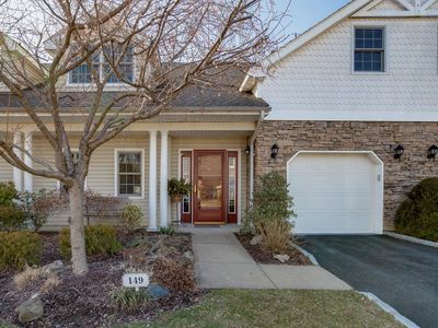 149 Pond View Dr, Pt Washington, NY, 11050