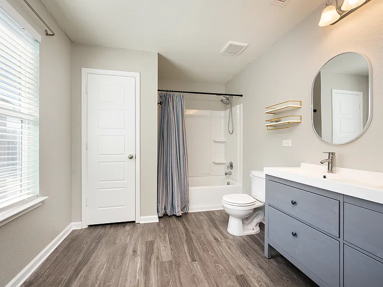 7814 Blackhawk Pass — Photo 24