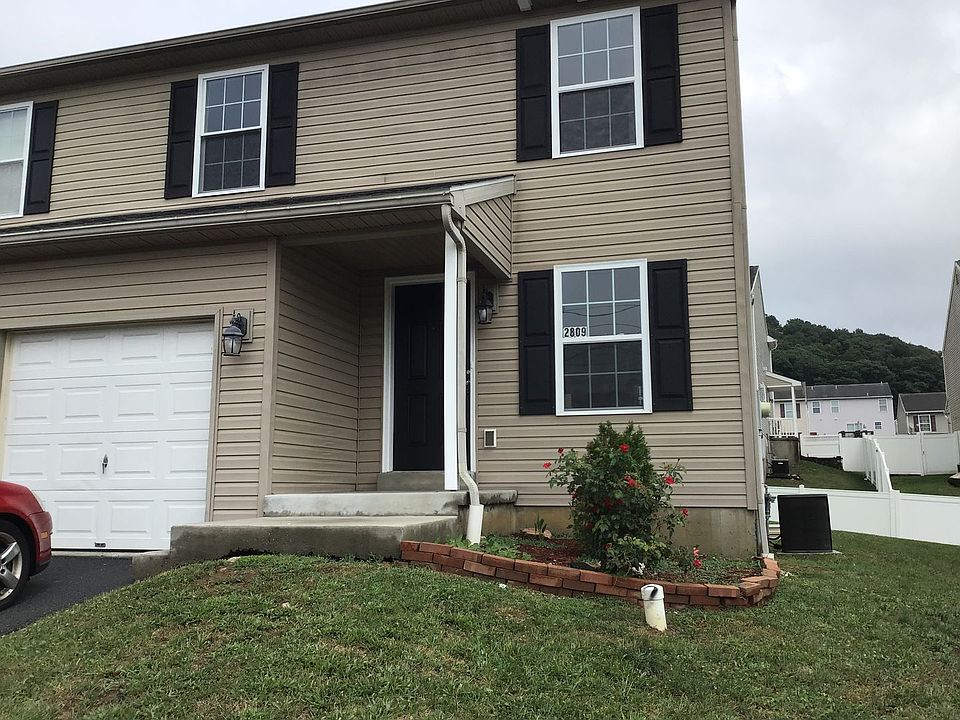 1st image of 2809 Mannerchor Rd