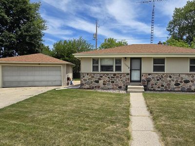 1709 Mercury CIRCLE, Racine, WI, 53404