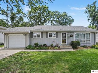 6802 S 81st St, Ralston, NE 68127