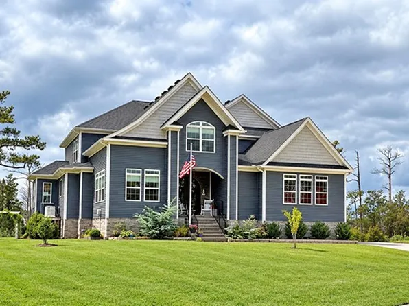 5 Dove Point Trl, Poquoson, VA 23662