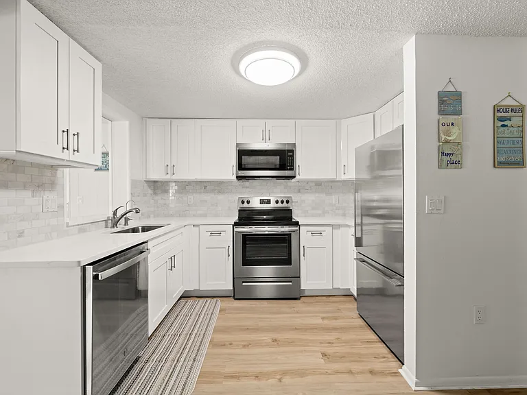 4221 Triton Rd — Photo 11