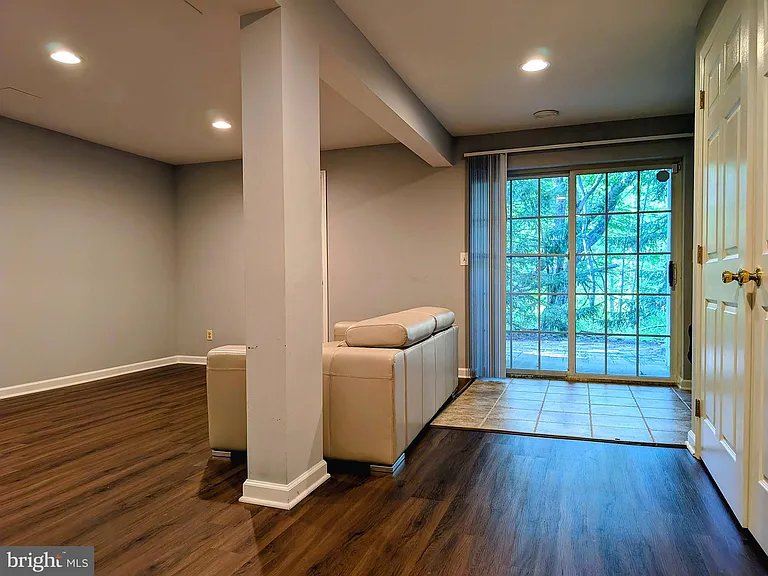 26 Taft Ct — Photo 20