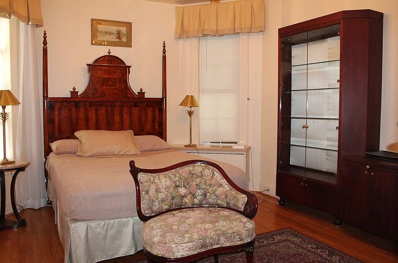 1st image of 8514 108th St #1
