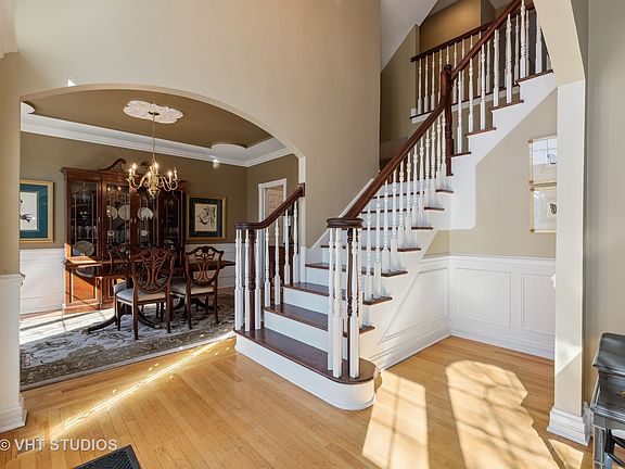 2nd image of 10548 Louetta Ln