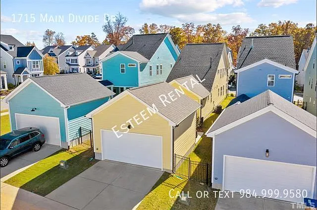 1715 Main Divide Dr — Photo 21