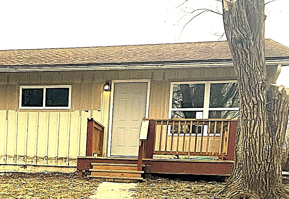 1603 W 22nd Ter