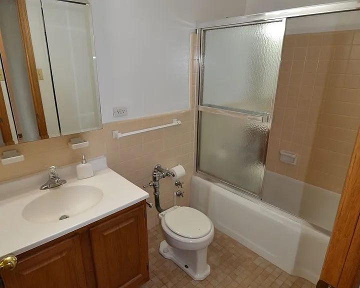 4180 Marine Terrace Apartments — Photo 51