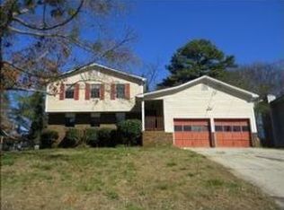 6072 Katherine Rd, Rex, GA 30273