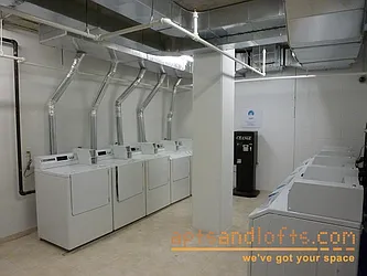 Rented by aptsandlofts.com