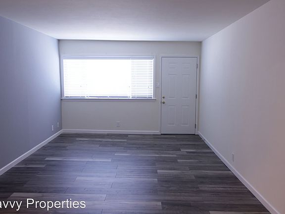 3rd image of 1726 Lacassie Ave APT 03