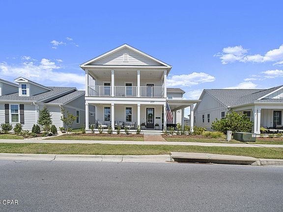 2nd image of 2001 Rushes Ave