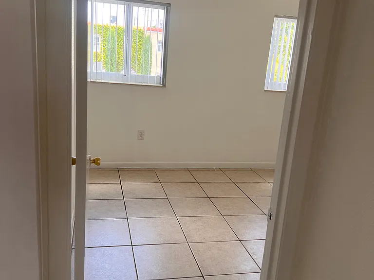 17067 NW 56th Ct — Photo 9