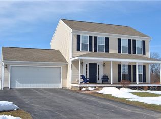 1456 Fraser Way, Farmington, NY 14425